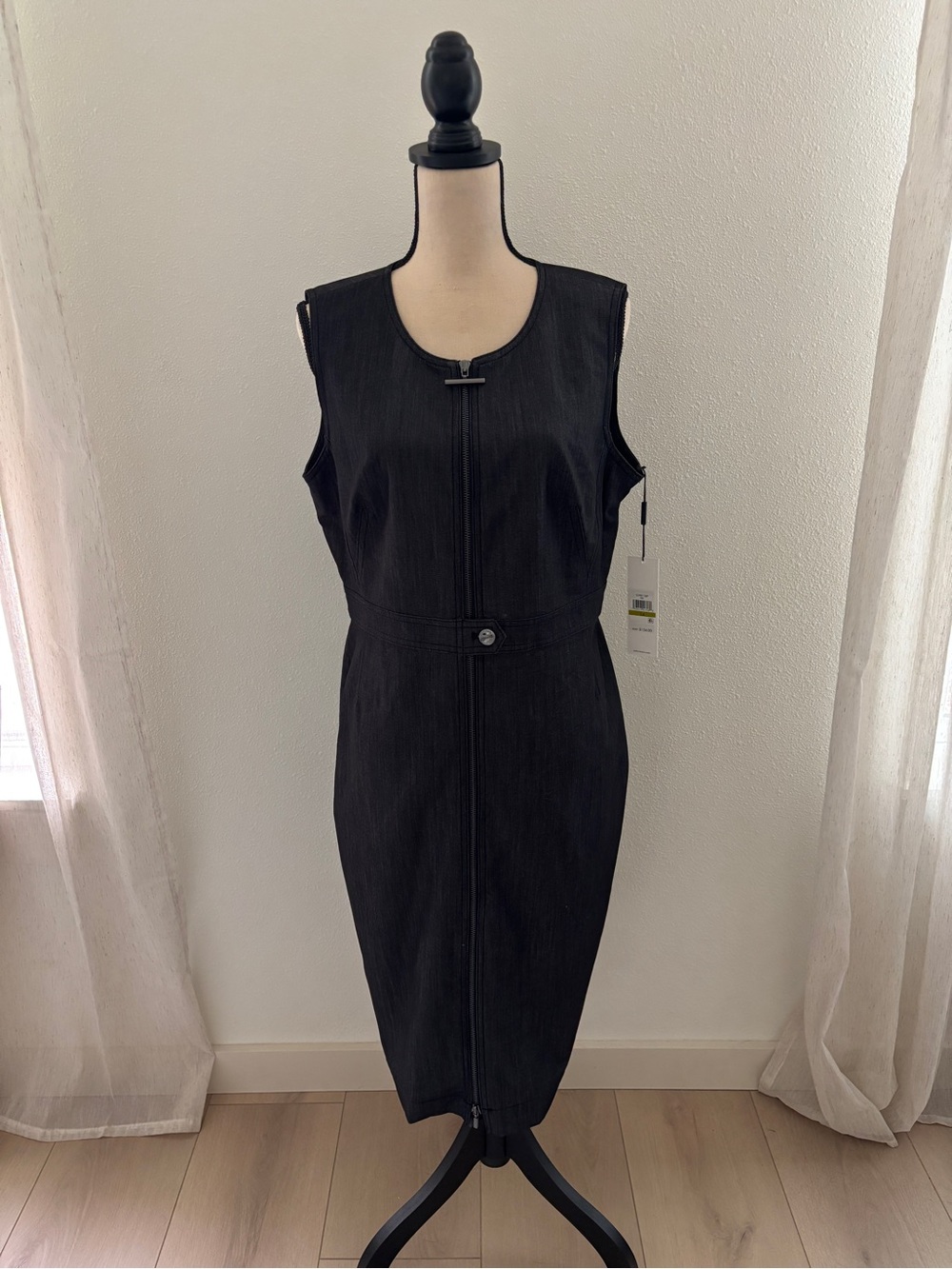 Calvin Klein Black Sleeveless Zip-Front Midi Sheath Dress